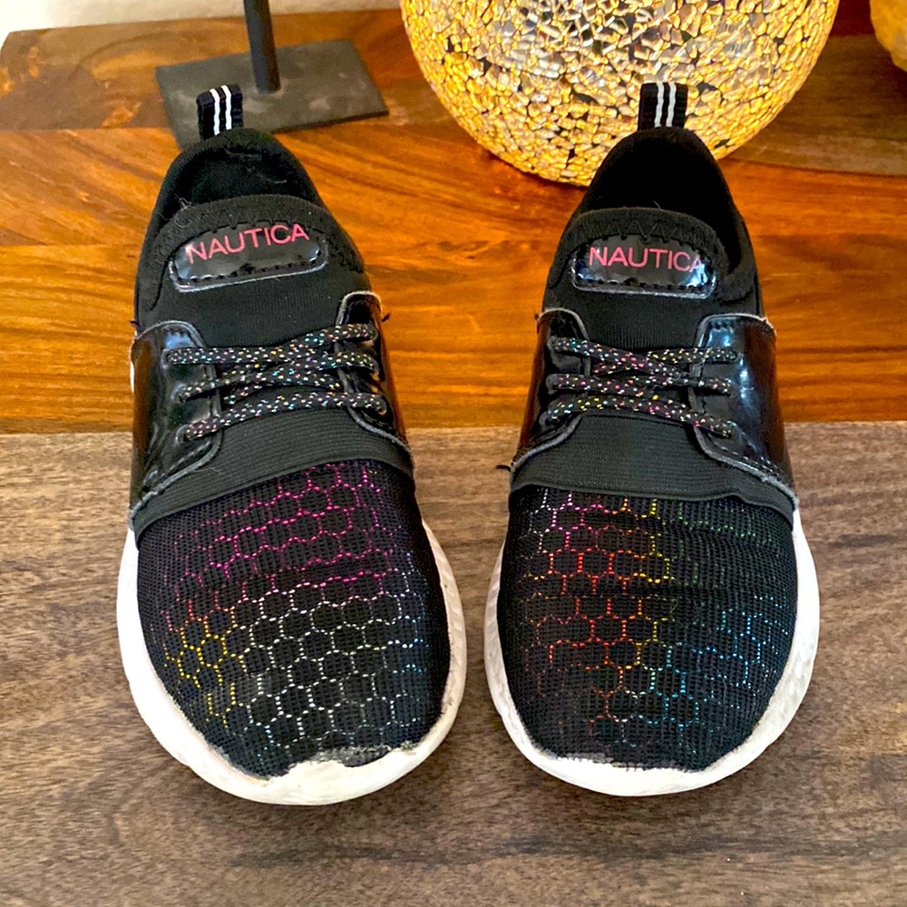 ❌SOLD❌ Little Girl’s Náutica slip on sneakers with multicolored sparkle design